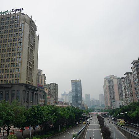Holiday Inn Express Chongqing Guanyinqiao By Ihg Kültér fotó