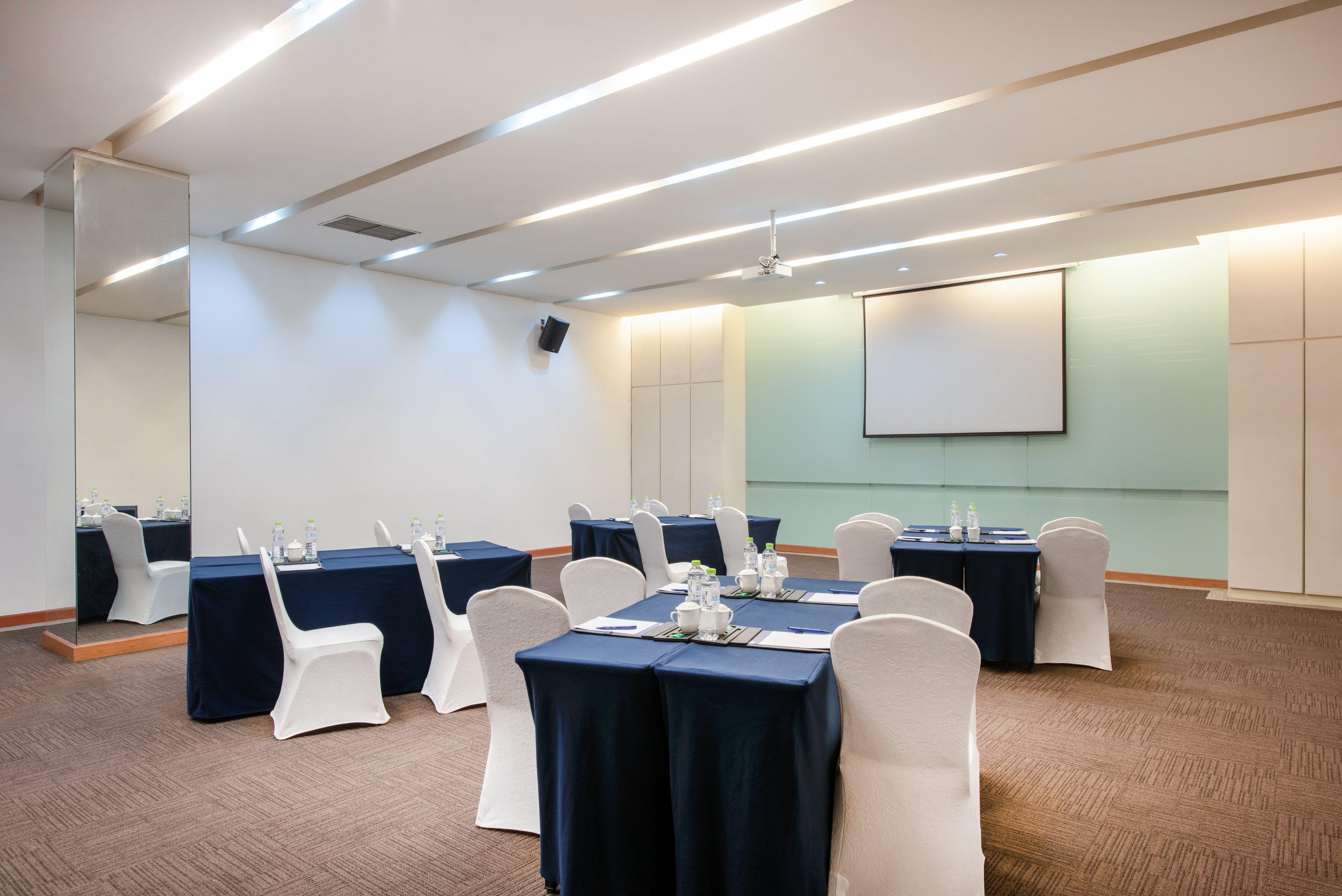 Holiday Inn Express Chongqing Guanyinqiao By Ihg Kültér fotó