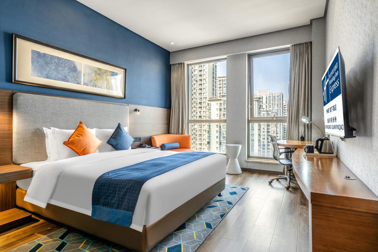 Holiday Inn Express Chongqing Guanyinqiao By Ihg Kültér fotó